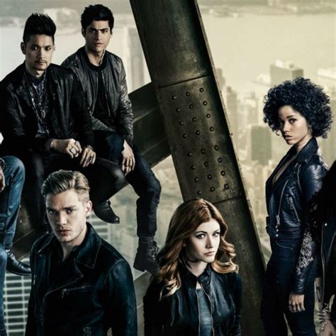 Shadowhunters Cast Addresses Saveshadowhunters And The Shows Conclusion