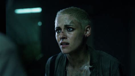 Almost Bald Kristen Stewart In New Trailer Underwater Teller Report