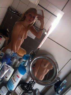 Selfie Muscle Photography Washing Porn Pic My Xxx Hot Girl