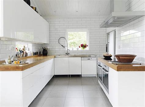 Thin and classy porcelain kitchen wall tiles. Tips for Choosing Perfect Kitchen Wall Tiles