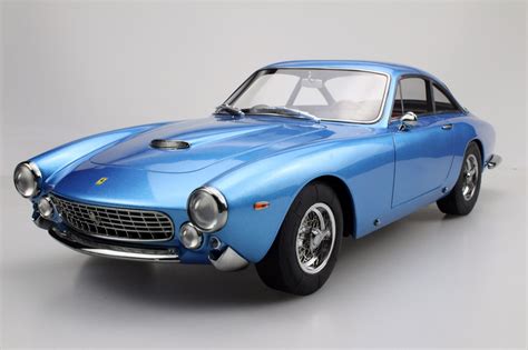 The last real break happened in the 1990s, when the 412. Top Marques Collectibles Ferrari 250 Lusso, 1:12 blue | TM12-12C