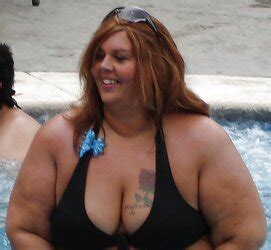 Plumper In Public In Bathing Suits Or Non Fitting Clothes Zb Porn