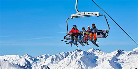 Want to discover art related to winterwandern? Hotel an der Piste | Top Skihotels direkt an der Piste
