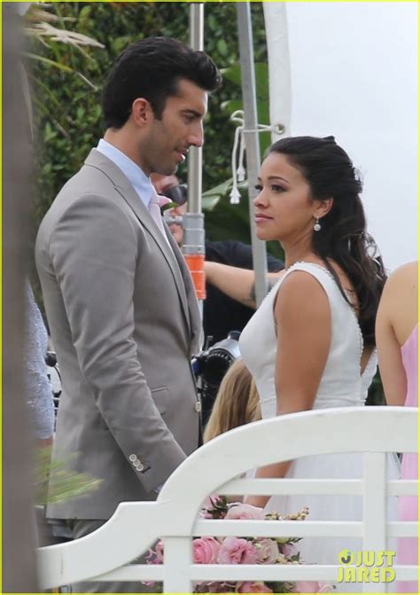 Gina rodriguez is more in love than ever. Gina Rodriguez Films Big 'Jane The Virgin' Final Season ...