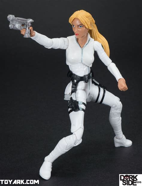 Following in her aunt's footsteps, carter became an agent of s.h.i.e.l.d., although she never revealed her relation, not wanting to be put under the pressure of living up to any expectations. Marvel Legends Sharon Carter Captain America Civil War ...