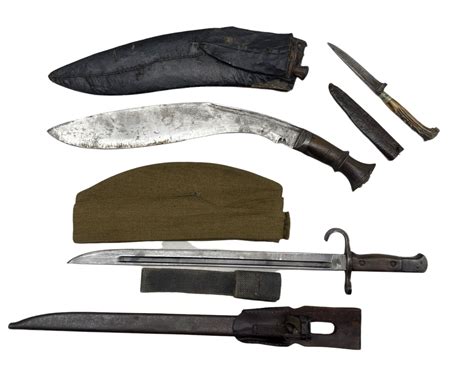 Japanese World War Ii Bayonet With Metal Scabbard And Leather Frog