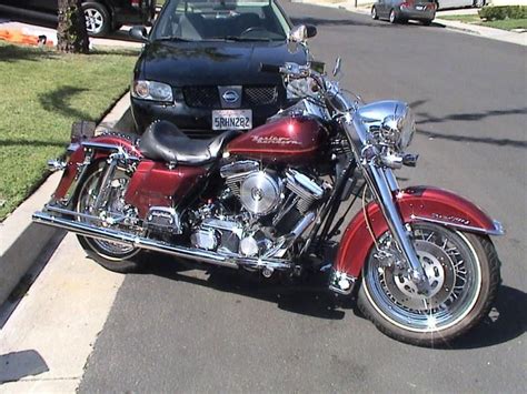 Here you can find such useful information as the fuel capacity, weight, driven wheels, transmission type, and others data according to all known model trims. Buy Harley Davidson FL Road King 2004 on 2040-motos