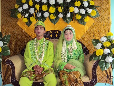 We did not find results for: Hukum Memakai Cincin Kawin Bagi Pria - As'ad Collection