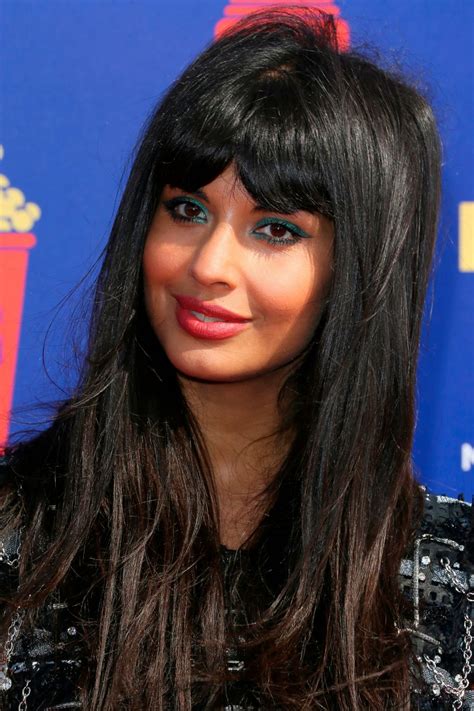 Yesterday, jameela jamil announced she'd be partnering with clothing brand aerie as part of their new campaign, which boasts inclusivity and no retouched photos. Jameela Jamil - 2019 MTV Movie & TV Awards in LA