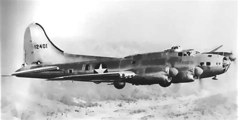 Nhungdoicanh Boeing Xb 38 Flying Fortress