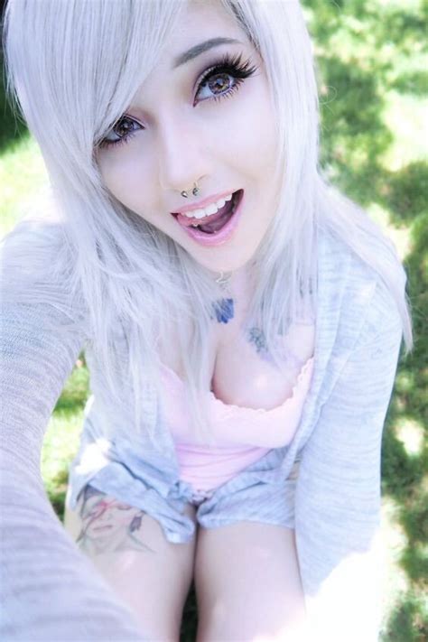 Leda Muir Benox