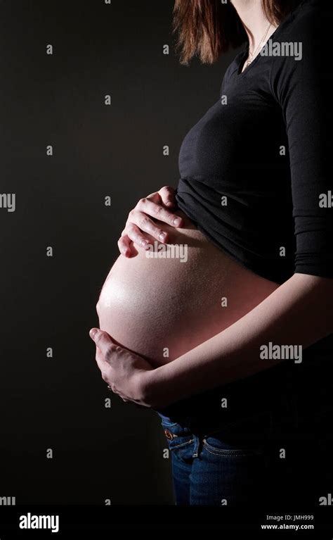 adolescente enceinte banque de photographies et d images à haute résolution alamy