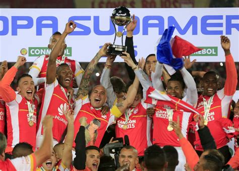 Partidos de equipos colombianos en la copa sudamericana 2021. Copa Sudamericana Santa Fe es el campeón de la Copa ...
