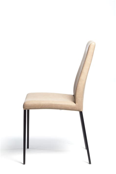 For 90 years calligaris have been dealing with chairs as a result of teamwork involving planners a stunning collection of designs, colours and features makes each and every calligaris chair. Calligaris Aida Soft Chair Vintage Desert | IT0184646