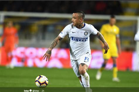 Penjara hati sang ceo komik online. Sakit Hati, Radja Nainggolan Merasa Sudah Tidak Betah di Inter Milan - Bolasport.com