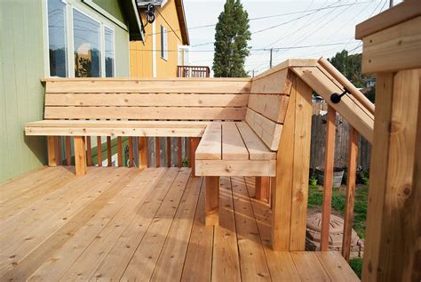 Craftsmen Style Deck With Built In Wrap Around Bench Deck Composed Of