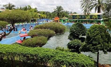 Suzuya hotel rantau prapat offre sistemazioni a 3 stelle, oltre a un parco giochi. Tempat Wisata di Rantau Prapat Tebaru Paling Populer 2020