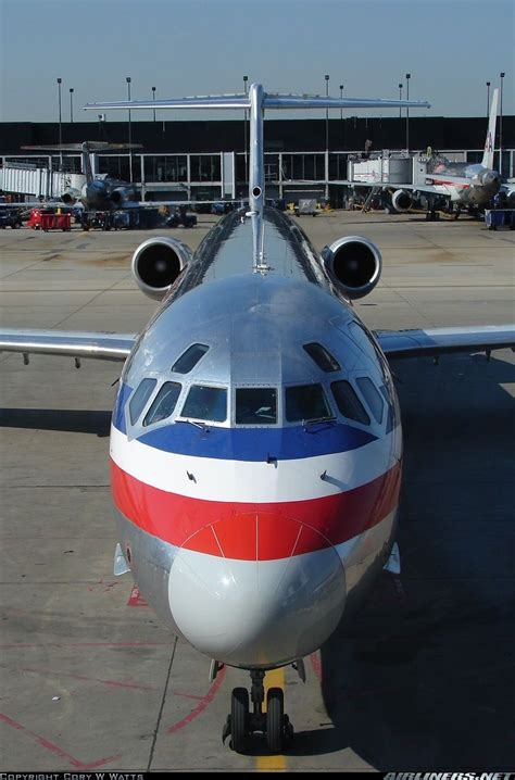 Lion mentari airlines beroperasi sebagai lion air adalah sebuah maskapai penerbangan bertarif rendah yang berpangkalan pusat di jakarta, indonesia. McDonnell Douglas MD-82 (DC-9-82) - American Airlines ...