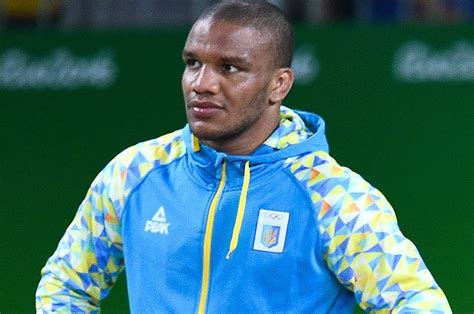 По словам спортсмена, он рассматривал данный турнир как этап подготовки к олимпийским играм. Жан идет в политику. Темнокожий украинский борец станет ...