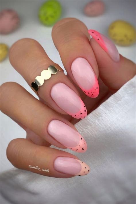 Stunning Almond Shape Nail Design For Summer Nails