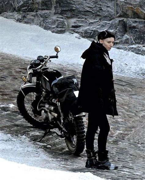 rooney mara as lisbeth salander dragon tattoo motorcycle the girl with the dragon tattoo