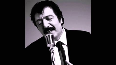 A biopic about turkish vocal artist müslüm gürses, drama, childhood, his life. küstürdün müslüm gürses - YouTube