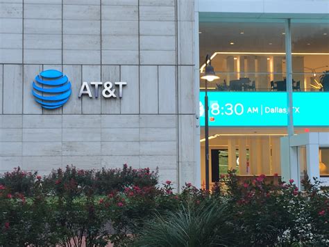 AT&T Doubles Down on Gigabit Speeds in Southern Dallas - D Magazine