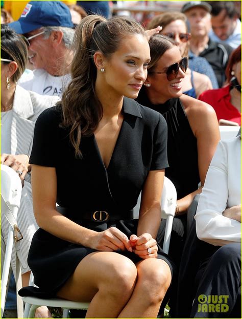 photo derek jeter supported hannah jeter daughters bella story hall of fame 08 photo 4617657