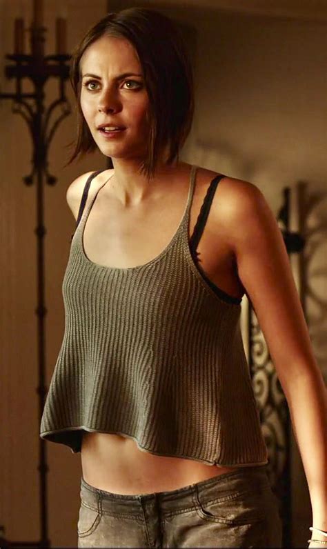Pin By Love Octo On Willa Holland Willa Holland Knitted Crop Tank Top Thea Queen