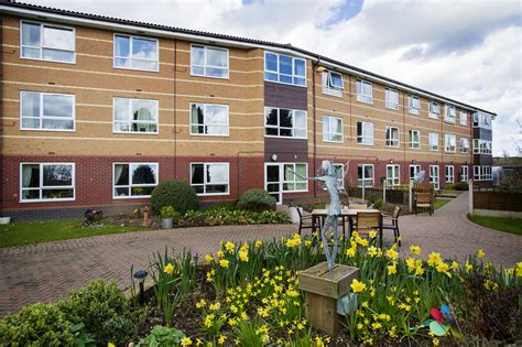 Dementia And Residential Care Home In Worcestershire Breme