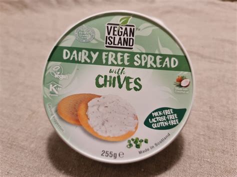 Vegan Island dairy free spread with chives Vegansk mjukost från Lidl