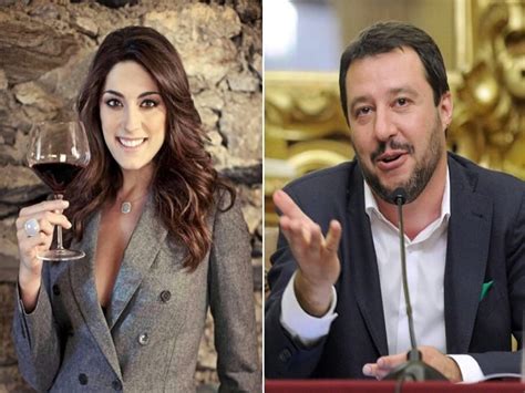 Sulla vicenda tra isoardi e salvini il segretario del partito democratico, matteo renzi, ha detto durante il programma bersaglio mobile su la7, in un fuorionda: Elisa Isoardi e Matteo Salvini fidanzati: la dichiarazione ...