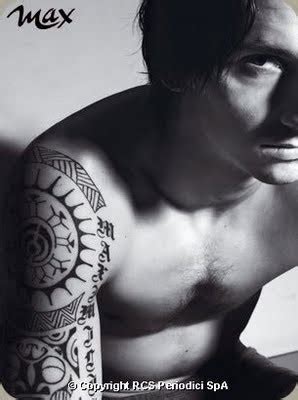 The psg star hoisted off his shirt after scoring inside two minutes against caen in ligue 1. Zlatan Ibrahimovic tattoo | Ideias tattoo | Crushs