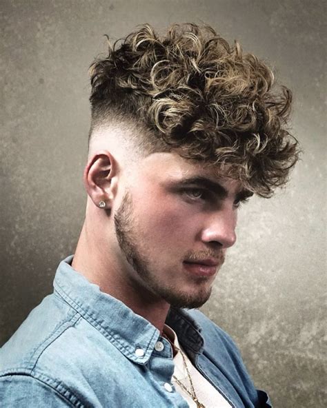 Here are some great hairstyles for men with curly hair. 50+ Medium Length Hairstyles For Men | Dontly.ME
