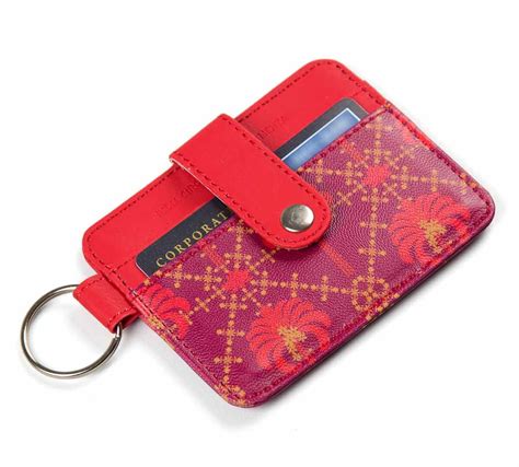 Scalloped edge card holder and key chain pink marble. Best deals on keychain card holders online - indiacircus.com