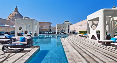 V Hotel Curio Collection By Hilton in Dubai City, United ...