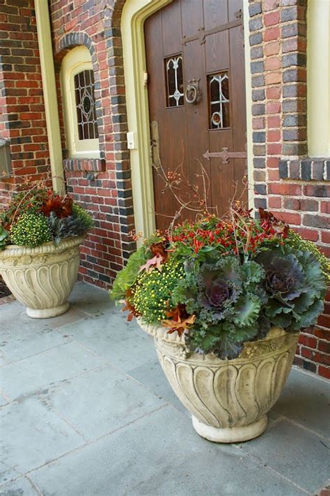 88 Amazing Fall Container Gardening Ideas 85