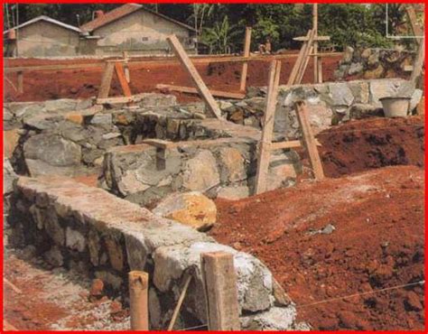 Konstruksi Bangunan Gedung Memasang Pondasi Batu Belah