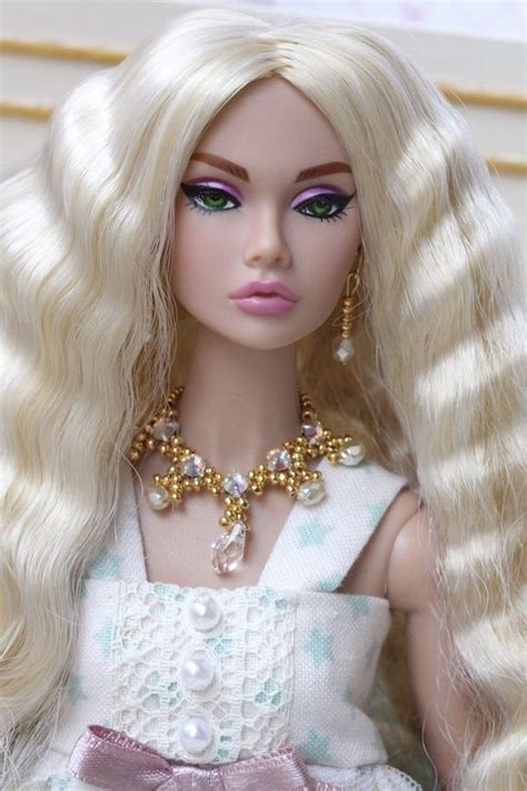 Pin By 𝐵𝒶𝒷𝓎 𝒟𝑜𝓁𝓁 On ♛♡ ∂σℓℓѕ ∂яєѕѕ υρ ♛♡ Beautiful Barbie Dolls