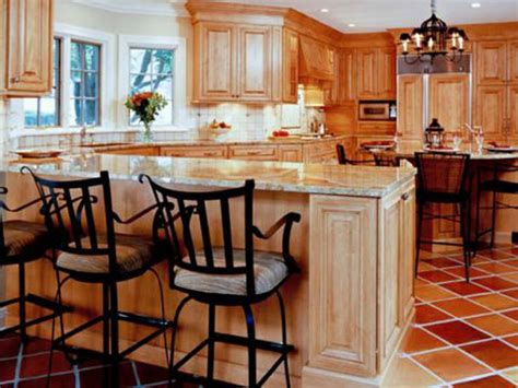 Painted terracotta pots are ideal for kitchen utensils and terracotta tiles are great for walls, behind the sink and oven especially. 31 best Mexican Style Home Decor Ideas images on Pinterest ...