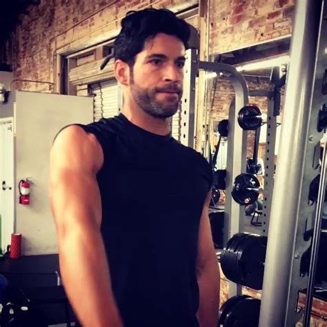 Tom Ellis On Instagram Shoulder Wednesday With Paolomascitti