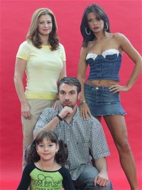 Oana zavoranu is a 47 year old romanian actress born on 16th june, 1973 in bucharest, romania. Imagini Numai iubirea (2004) - Imagine 17 din 29 ...
