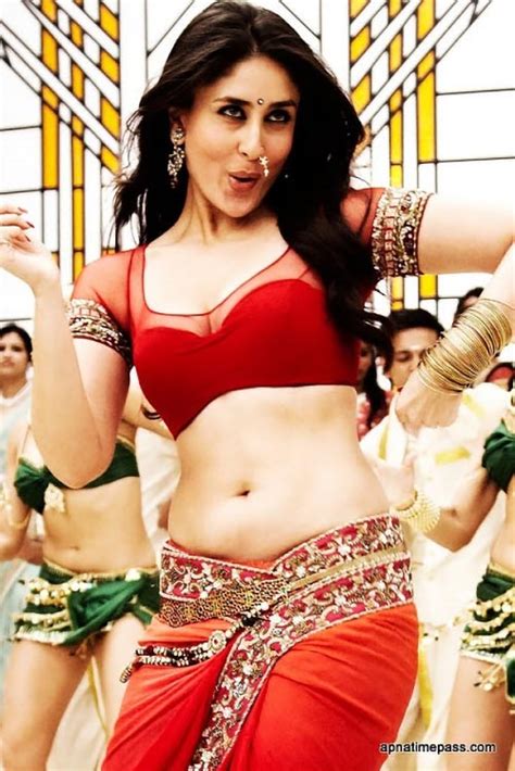 Kareena Kapoor Navel Show Hottest Photos Of This Bollywood Actress