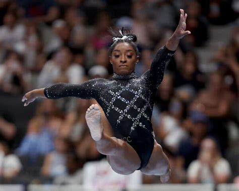 Simone Biles Shows Shes Not Just Easing Her Way Back The New York Times