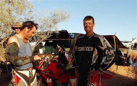 finke desert race australian camping