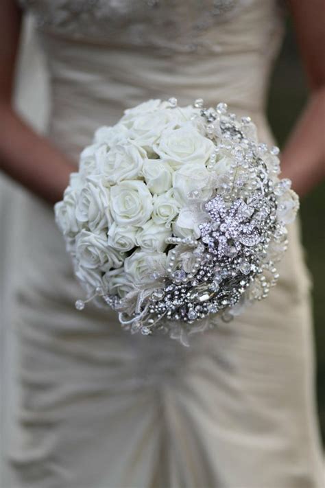 Bright And Beautiful 18 Stunning Bridal Bouquets Lifestuffs
