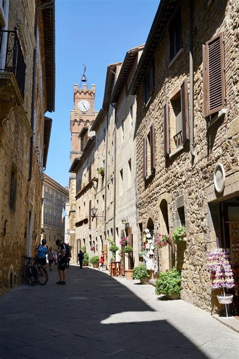 Is Pienza The Most Romantic Town In Tuscany Well It Has Streets