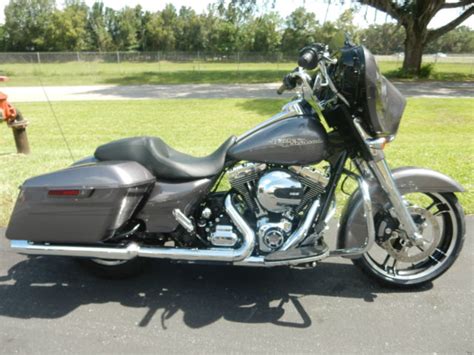 Amateur install of 12 apes on a 2014 harley streetglide special. STREET GLIDE SPECIAL, 103" MRT, GPS, ABS, BLUETOOTH, MINI ...