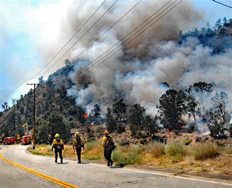 Bobcat Fire Surpasses 110000 Acres As Firefighters Continue To