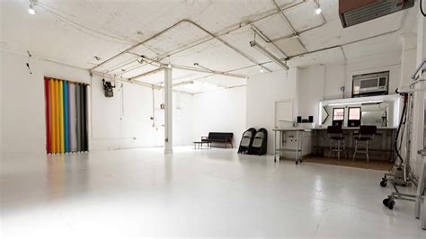 1000 Sqft Photo Studio And Creative Space New York Ny Rent It On Splacer